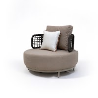 Rounded Chair thumbnail 1